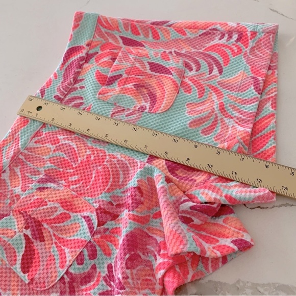 NWOT Lilly Pulitzer Poolside Blue Love Birds Knit Floral Print Alycia Shorts - Picture 8 of 12